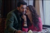 Sizzling Aishwarya Rai Bachchan's character Saba romances Ranbir Kapoor in ADHM