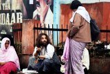 Vidya Balan disguised look as a beggar in Bobby Jasoos