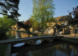 Bourton-on-the-Water is called the “Venice of the Cotswolds”
