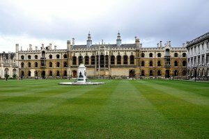 Cambridge University seeks advice from Indian stalwarts