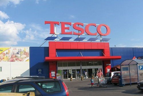 Tesco plans to operate multi-brand retail stores in India with Tata Group