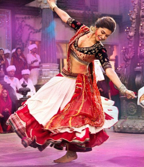 Deepika as Leela (desi Juliet) in Goliyon ki Rasleela Ram-Leela