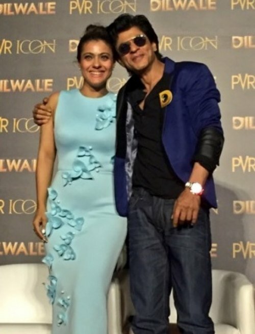 Kajol looked ethereal in a pale blue gown while SRK looked dapper in ablue jacket with Dilwale's D alphabet on it