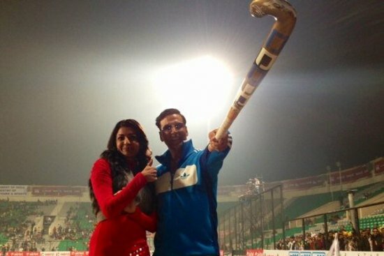 Akshay Kumar and Kajal Aggarwal at a Hockey match in Delhi while promoting Special 26