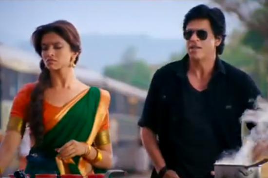 Deepika-SRK from a still in Chennai Express 