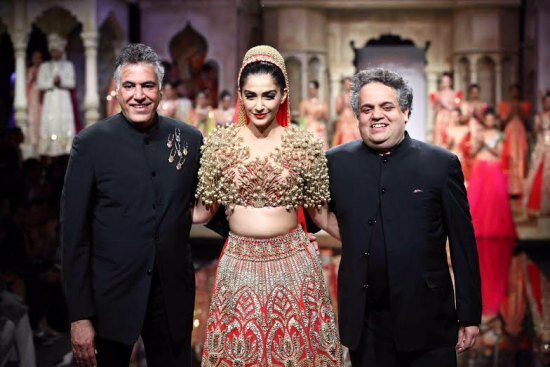 Sonam Kapoor turns bride in Abu Jani Sandeep Khosla outfit at India Bridal Fashion Week in Delhi