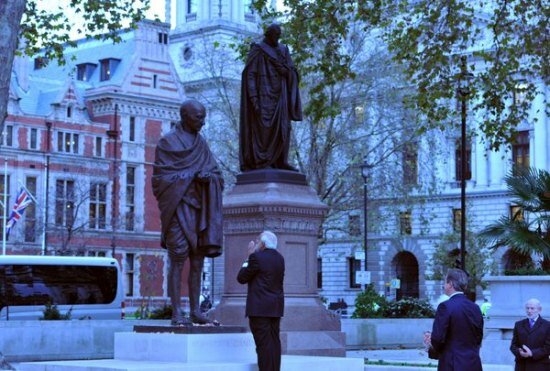 Narendra Modi pays homage to Mahatma Gandhi statue erected at London city