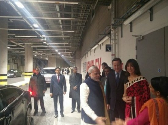 Samantha Cameron in a saree with PM David Cameron welcoming Indian PM Modi to Wembley