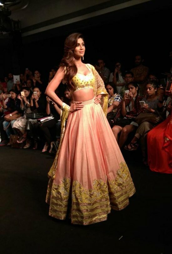 Shilpa Shetty oozes glamour at Lakme Fashion Week for designer Divya Reddy