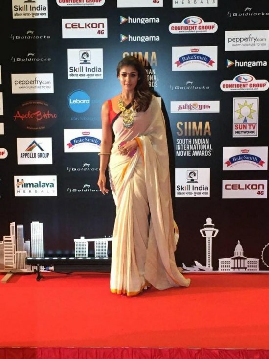 The IruMugam actress draped in a simple off-white saree and chunky jewellery looked ethereal