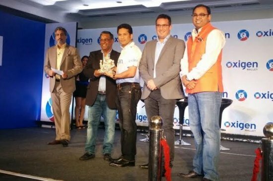 master blaster Sachin Tendulkar promotes Oxigen Wallet - the mobile payment app