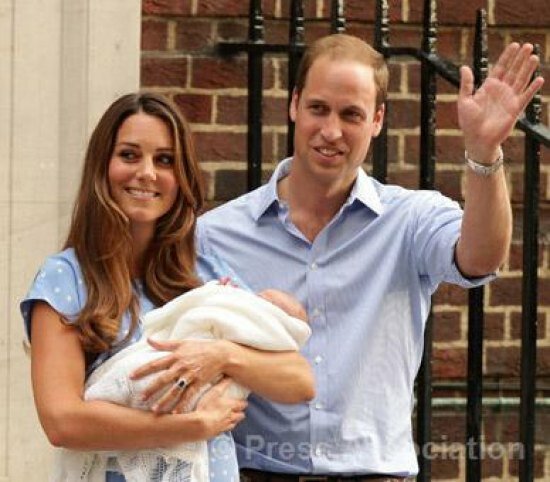 Royal baby's first public appearance with Duke and Duchess of Cambridge